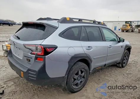 2025 Subaru Outback Wilderness z USA, uszkodzony, nr VIN 4S4BTGUD7S3217841